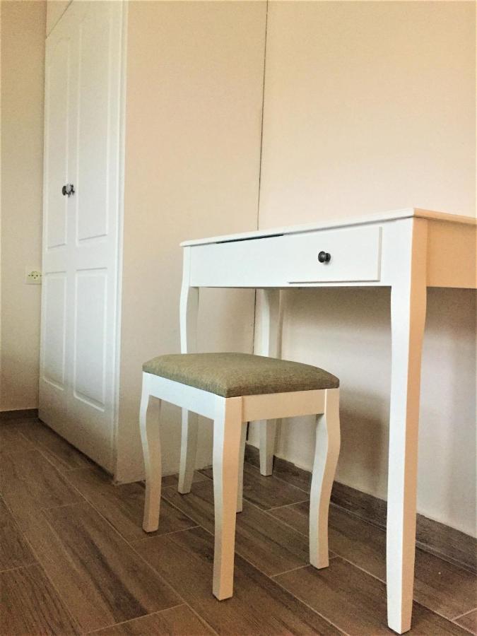 Genari Beach Apartments Levendokhórion Eksteriør billede