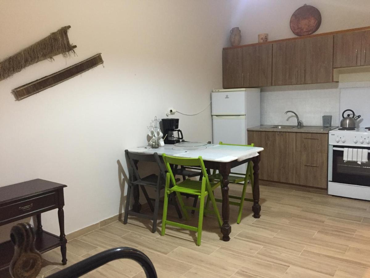 Genari Beach Apartments Levendokhórion Eksteriør billede